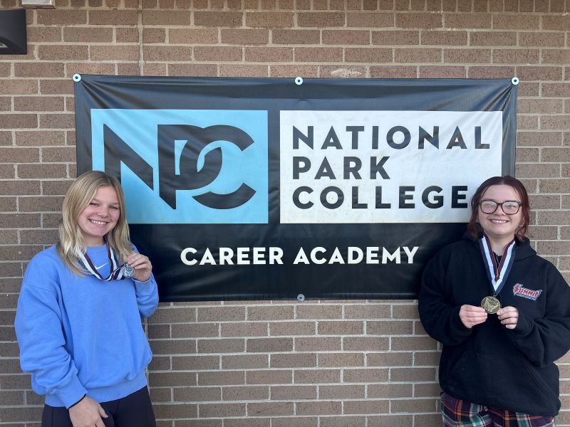 Lakin Hayes and Abby Cousins